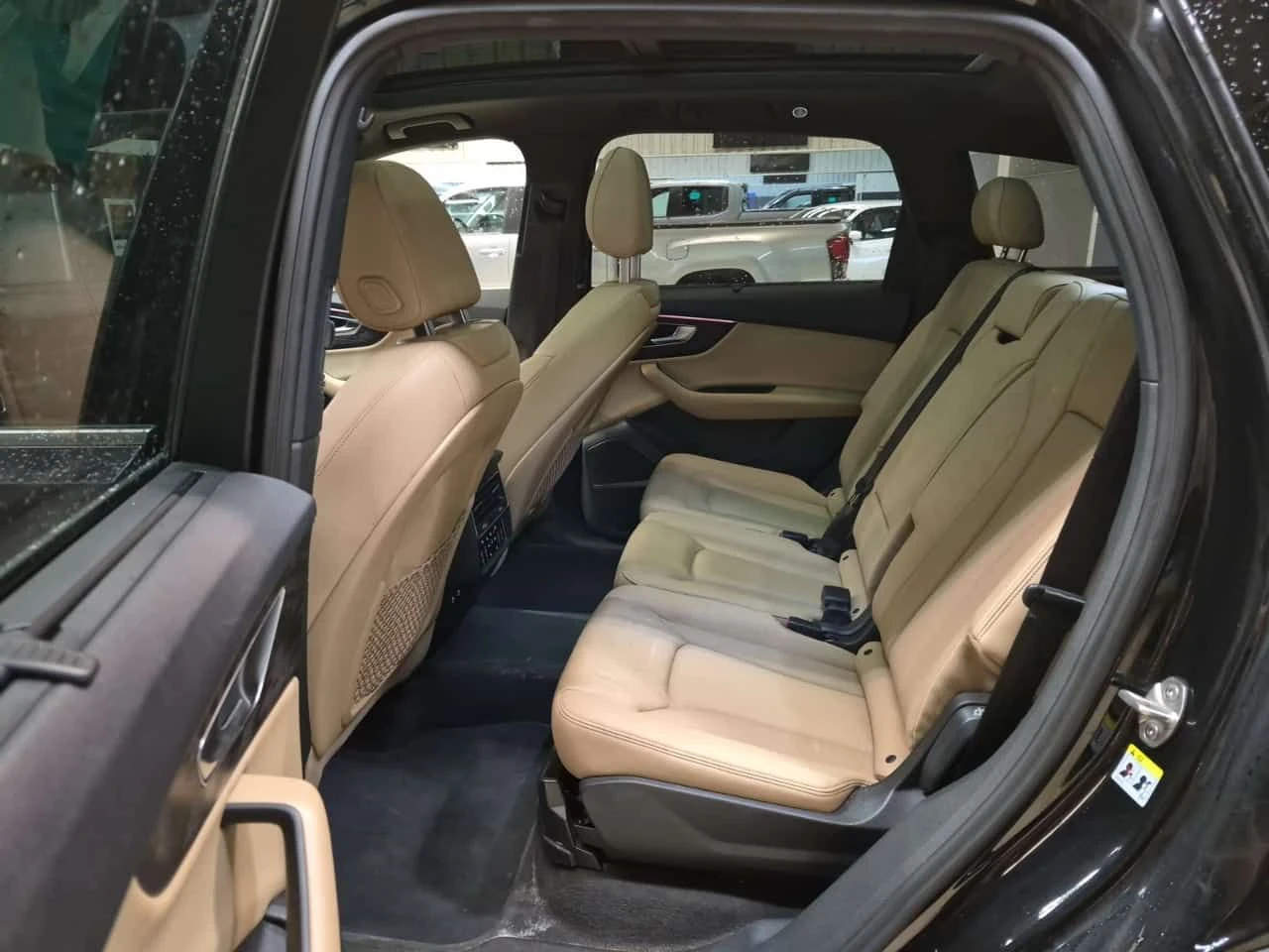 Audi Q7 PROGRESSIV| 360CAM| PANO| ОБДУХВАНЕ| 2 КЛЮЧА| , снимка 13 - Автомобили и джипове - 54763687