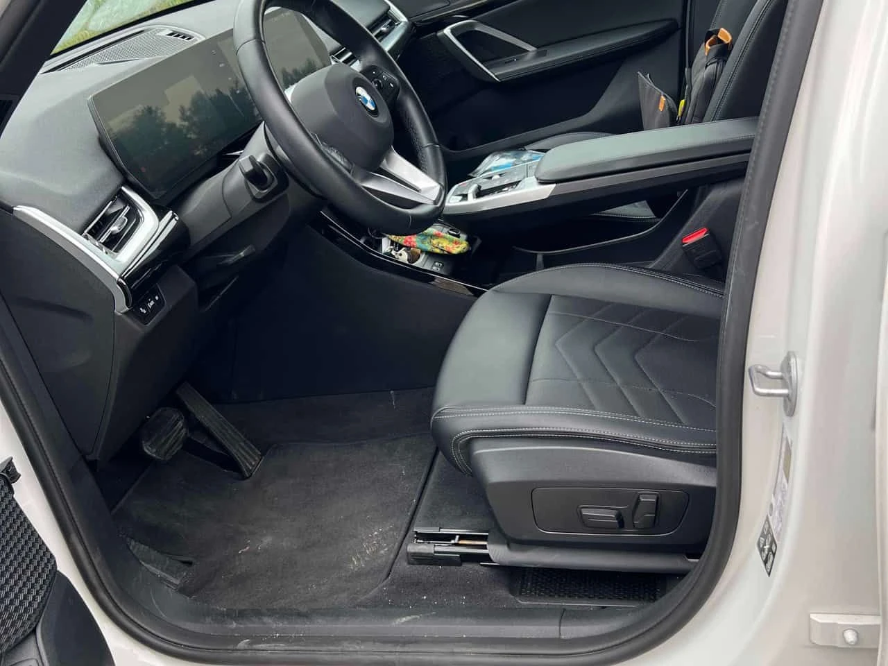 BMW X1 xDrive28i/ПАНОРАМА/ПОДГРЕВИ, снимка 7 - Автомобили и джипове - 55064936