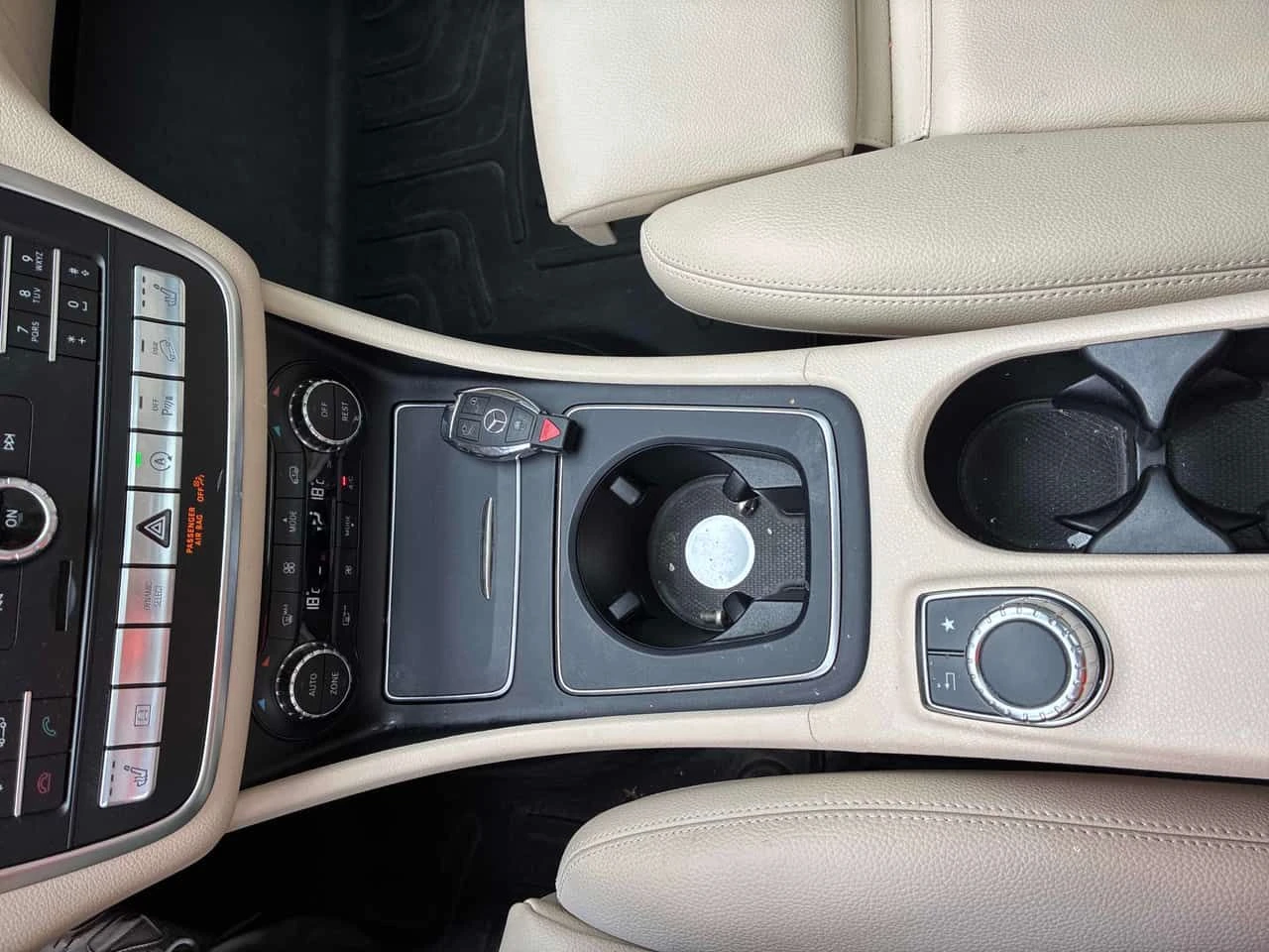 Mercedes-Benz GLA 250 * CARFAX * ОПЦИЯ ЗА ФИНАНСИРАНЕ , снимка 14 - Автомобили и джипове - 55226084