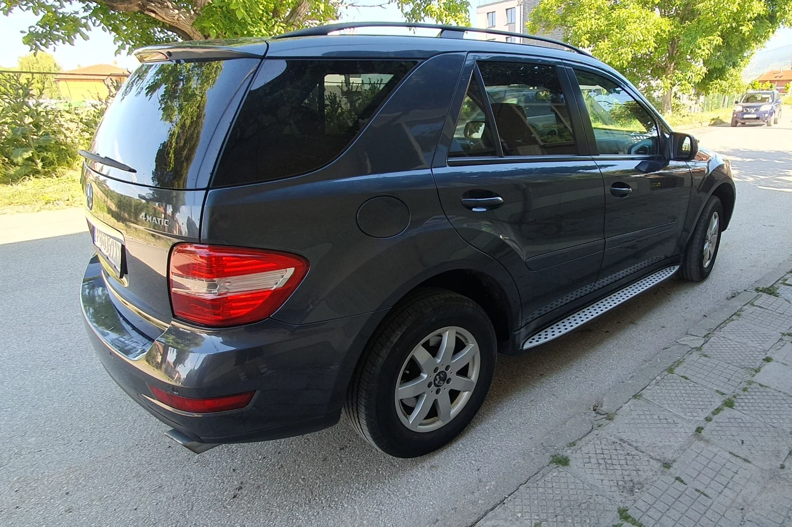 Mercedes-Benz ML 300, снимка 4 - Автомобили и джипове - 55352960