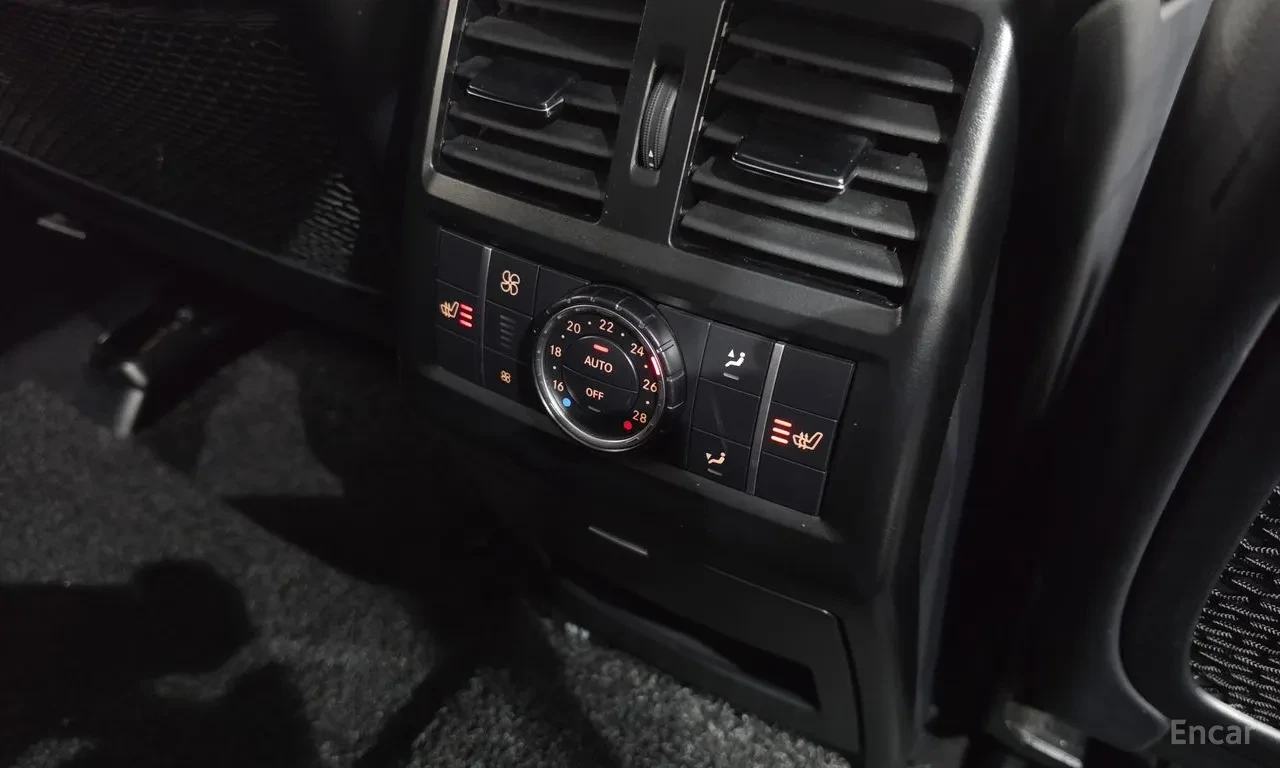 Mercedes-Benz GLE 350 AMG LINE | 4MATIC , снимка 13 - Автомобили и джипове - 56215650