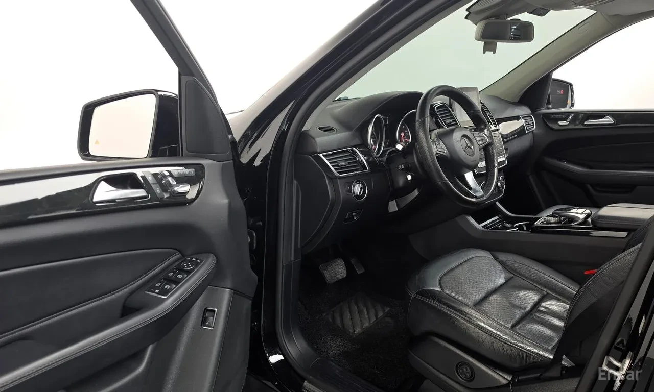 Mercedes-Benz GLE 350 AMG LINE | 4MATIC , снимка 6 - Автомобили и джипове - 56215650