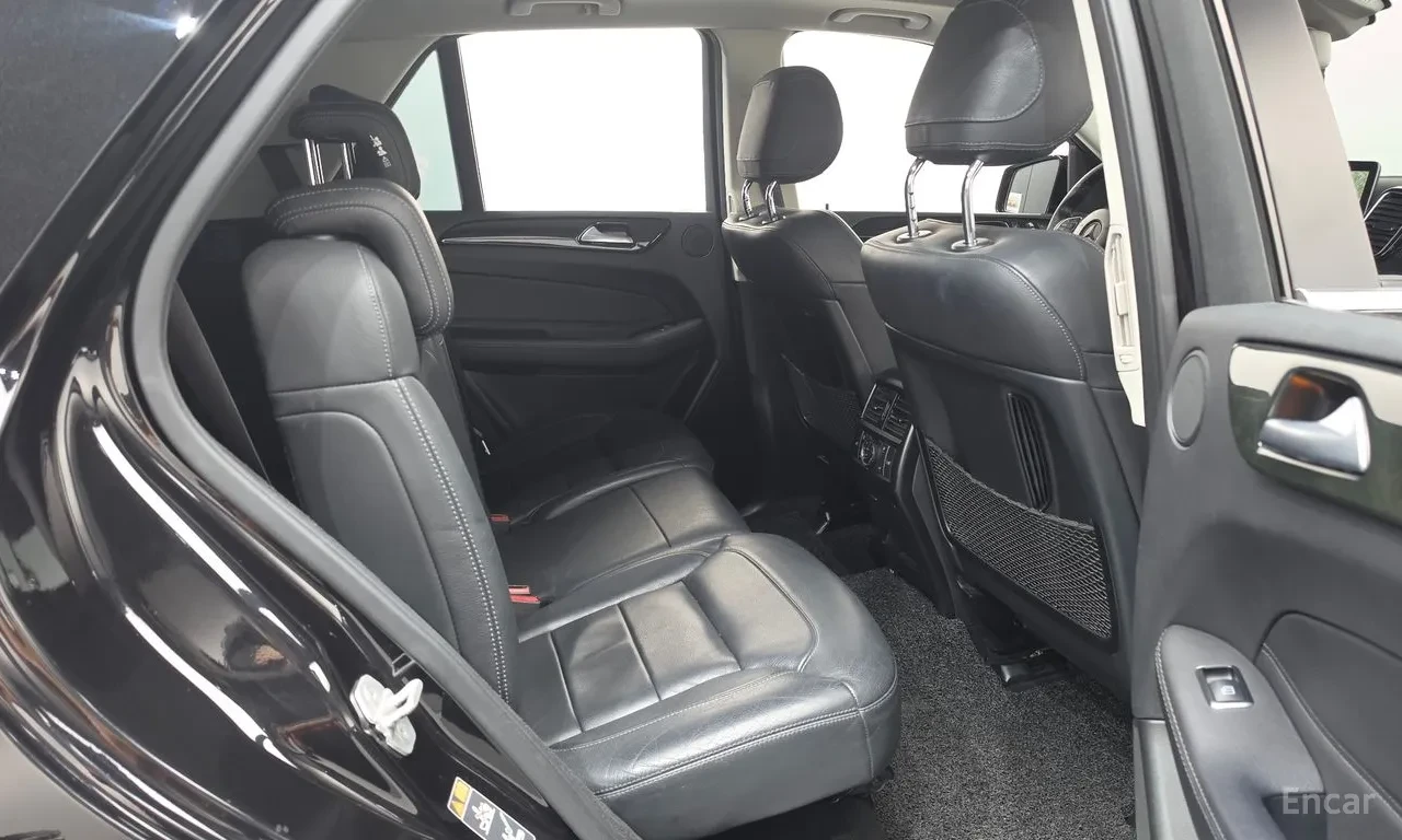 Mercedes-Benz GLE 350 AMG LINE | 4MATIC , снимка 15 - Автомобили и джипове - 56215650