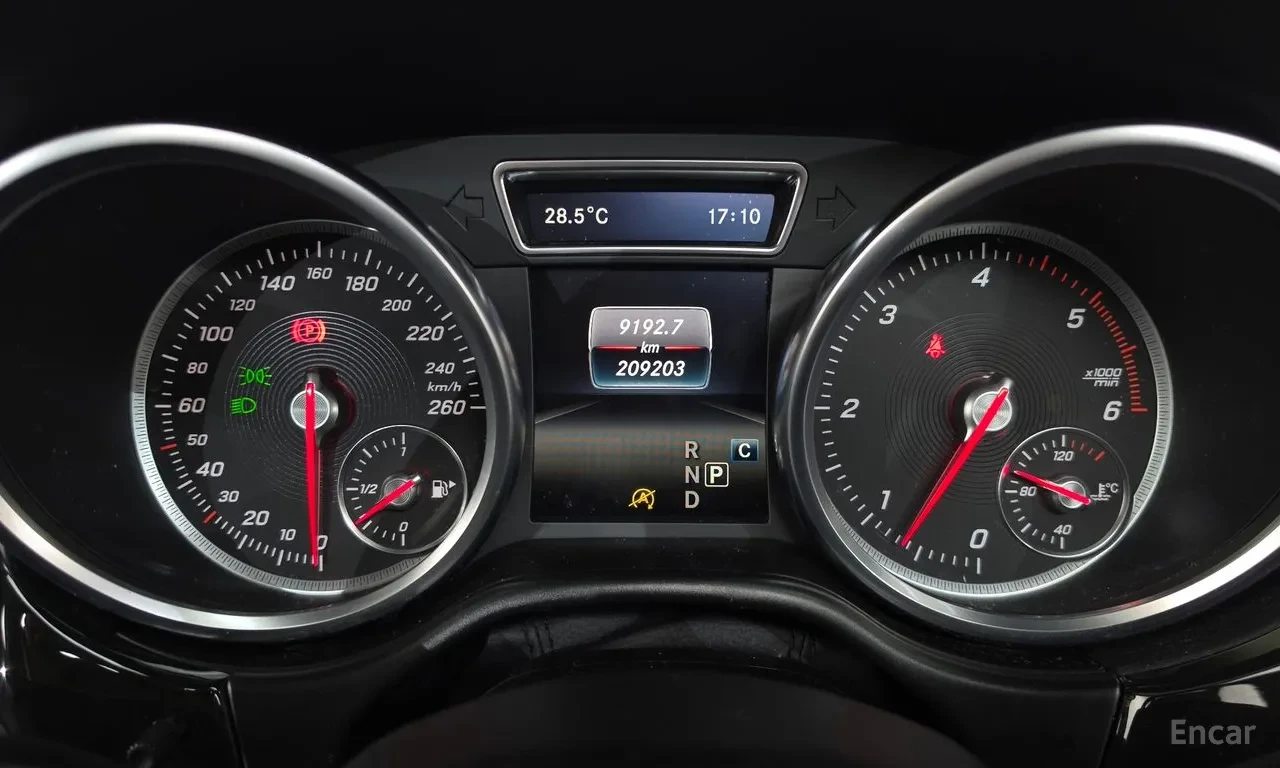 Mercedes-Benz GLE 350 AMG LINE | 4MATIC , снимка 8 - Автомобили и джипове - 56215650
