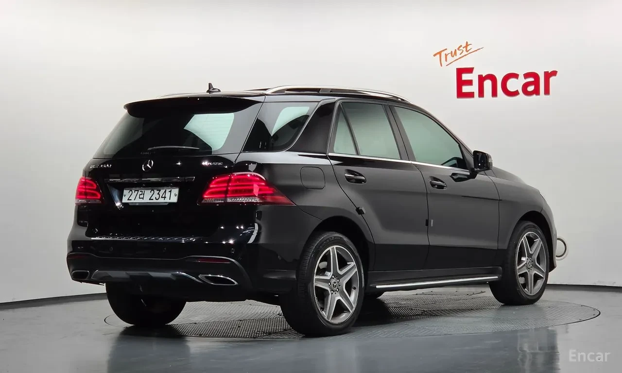 Mercedes-Benz GLE 350 AMG LINE | 4MATIC , снимка 4 - Автомобили и джипове - 56215650