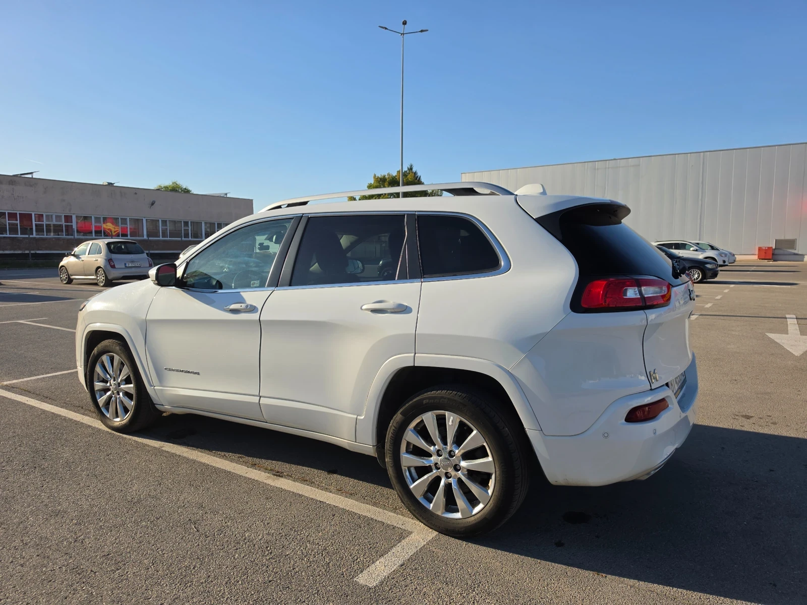 Jeep Cherokee 3, 2 V6 Overland, снимка 2 - Автомобили и джипове - 56350440