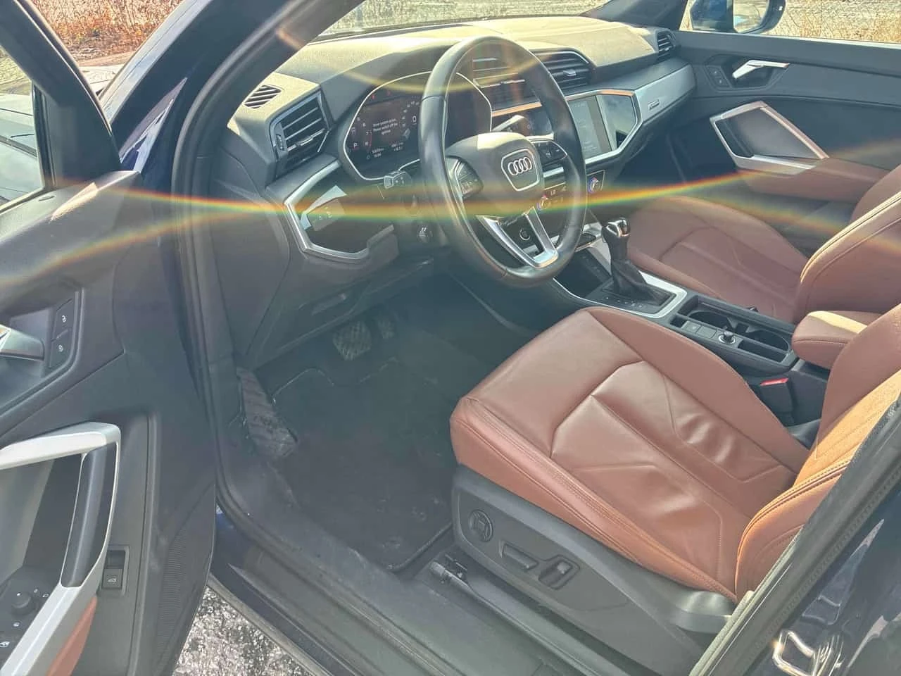 Audi Q3 * 45 TFSI quattro * CARFAX * ����� �� ����������� | Mobile.bg � ����������� 5