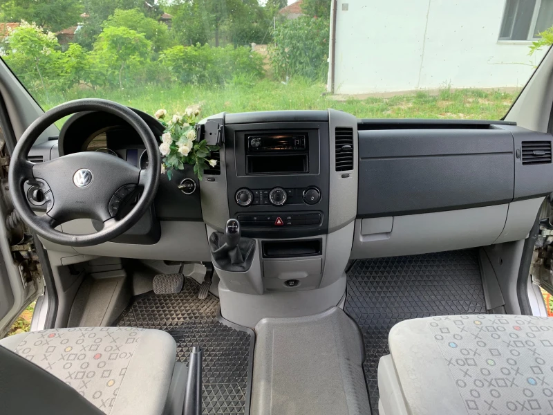 VW Crafter, снимка 17 - Бусове и автобуси - 53342265