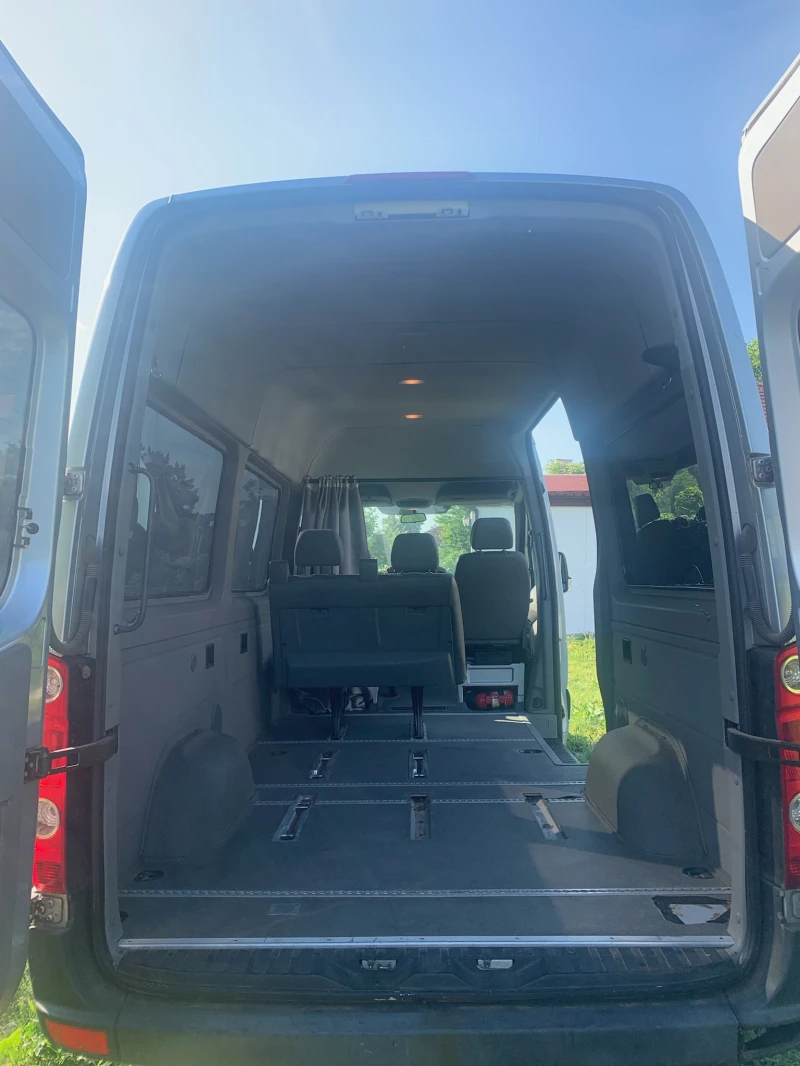 VW Crafter, снимка 4 - Бусове и автобуси - 53342265