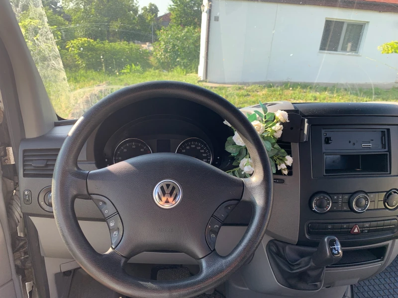 VW Crafter, снимка 8 - Бусове и автобуси - 53342265