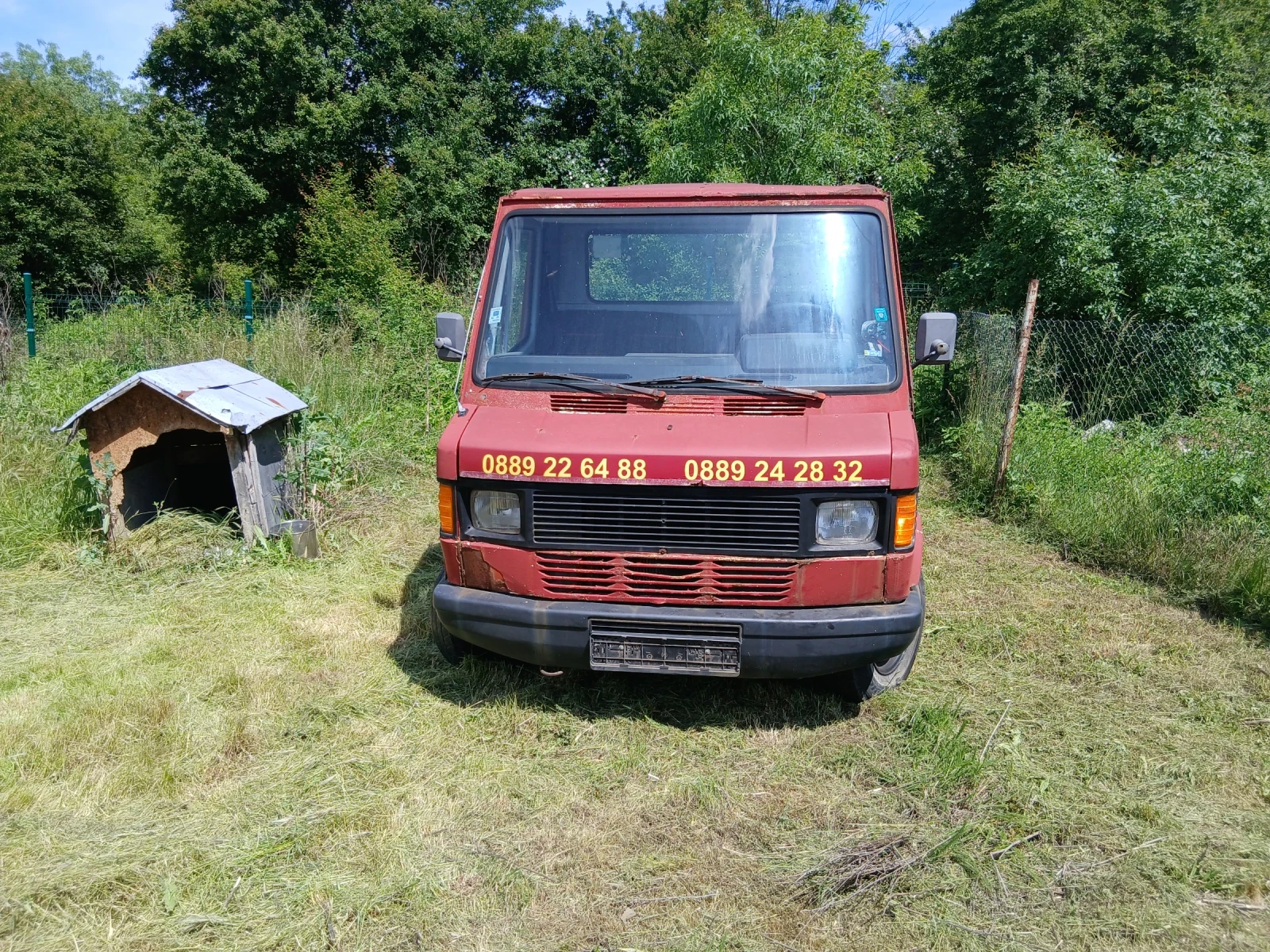 Mercedes-Benz 307