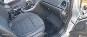 Opel Astra Седан 1.6, снимка 9