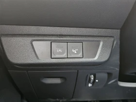 Dacia Sandero 1.0 TCe 90 Stop&Start LPG - 32500 лв. - 18508341 11