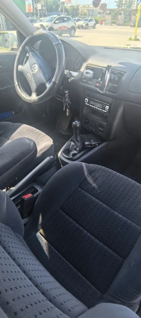 VW Golf 1.6 - 3199 лв. - 44727986 3