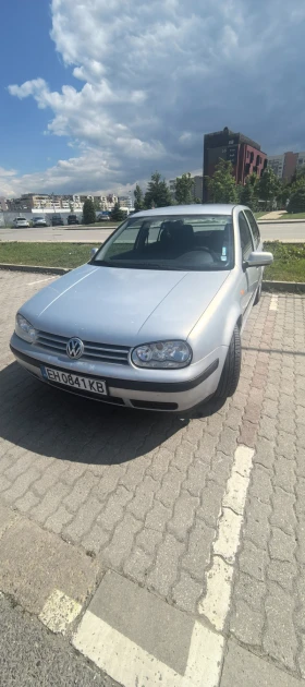 VW Golf 1.6