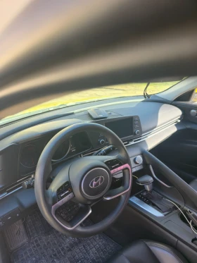 Hyundai Elantra 1.6литра мотор, заводска течна фаза - 15200 € / 29728.62 лв. - 18445871 7