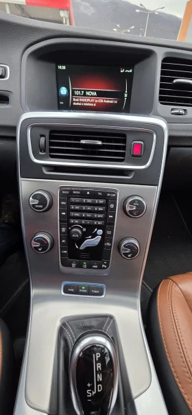 Volvo V60 D6 Hybrid  - 8999 € / 17600.51 лв. - 87750348 13