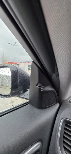 Volvo V60 D6 Hybrid  - 8999 € / 17600.51 лв. - 87750348 14