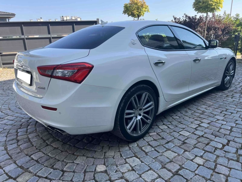 Maserati Ghibli  harman kardon, карбон, серв.история, ОБСЛУЖЕНА, снимка 6 - Автомобили и джипове - 47553138