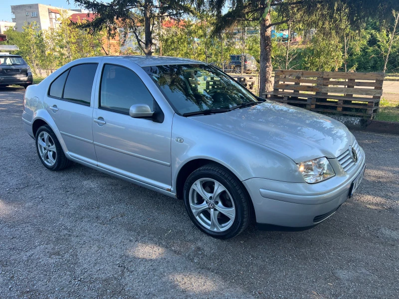 VW Bora, снимка 7 - Автомобили и джипове - 46230917