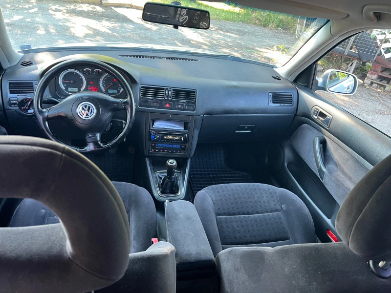 VW Bora, снимка 12 - Автомобили и джипове - 46230917