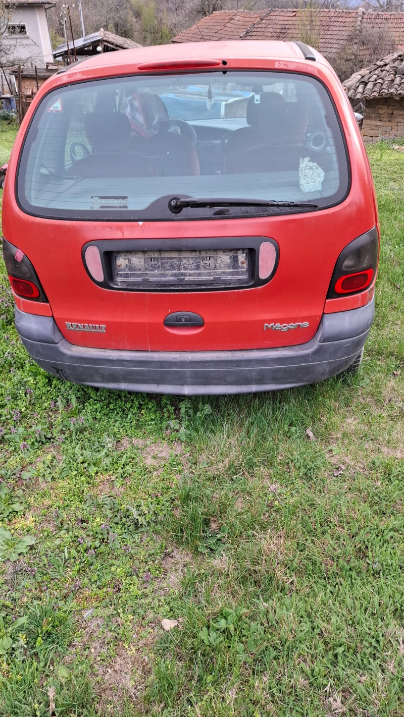 Renault Scenic, снимка 13 - Автомобили и джипове - 49608890