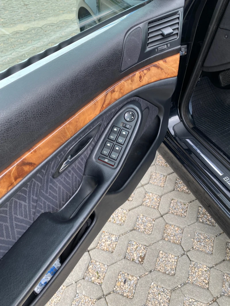 BMW 528 2.8i, снимка 8 - Автомобили и джипове - 52409199