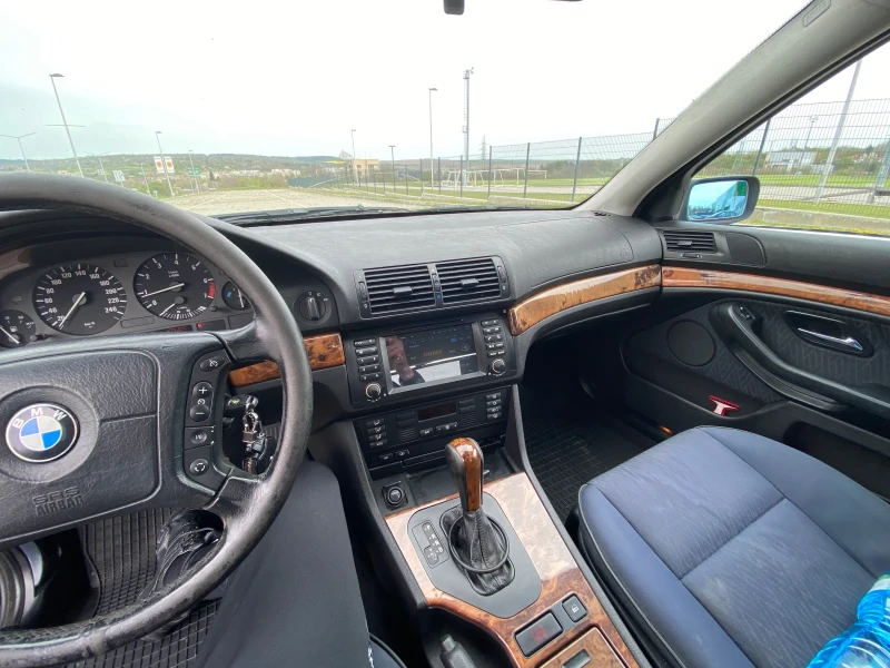 BMW 528 2.8i, снимка 12 - Автомобили и джипове - 52409199