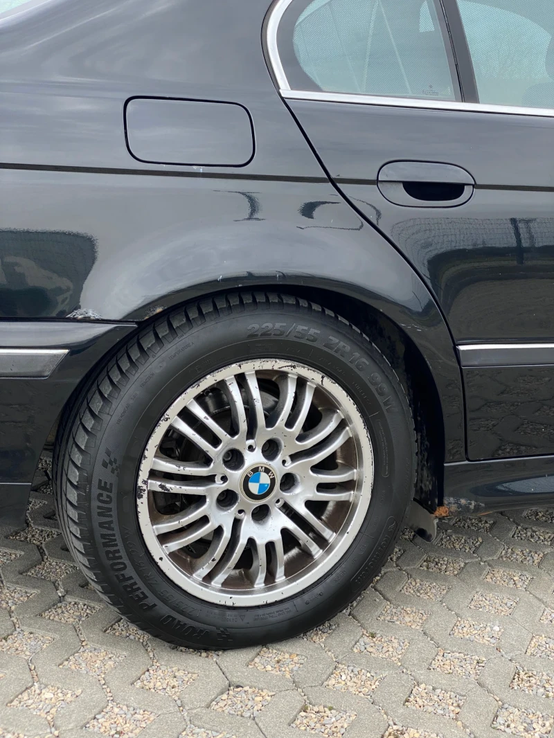 BMW 528 2.8i, снимка 14 - Автомобили и джипове - 52409199