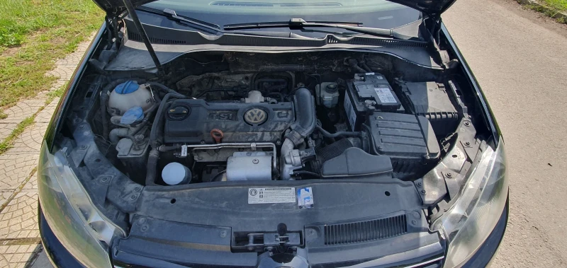 VW Golf, снимка 12 - Автомобили и джипове - 52330442