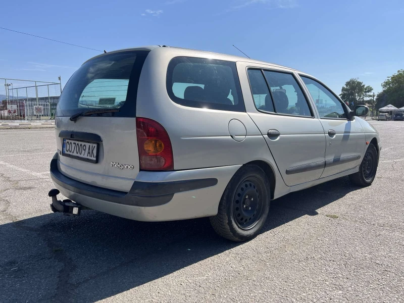 Renault Megane, снимка 4 - Автомобили и джипове - 51887405
