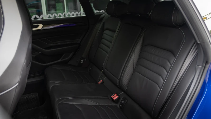 VW Arteon Shooting Brake 2.0 TFSI 4Motion  R-Line  Гаранция, снимка 13 - Автомобили и джипове - 52134979