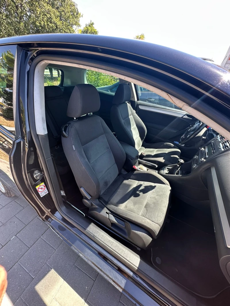 VW Golf, снимка 12 - Автомобили и джипове - 52576445