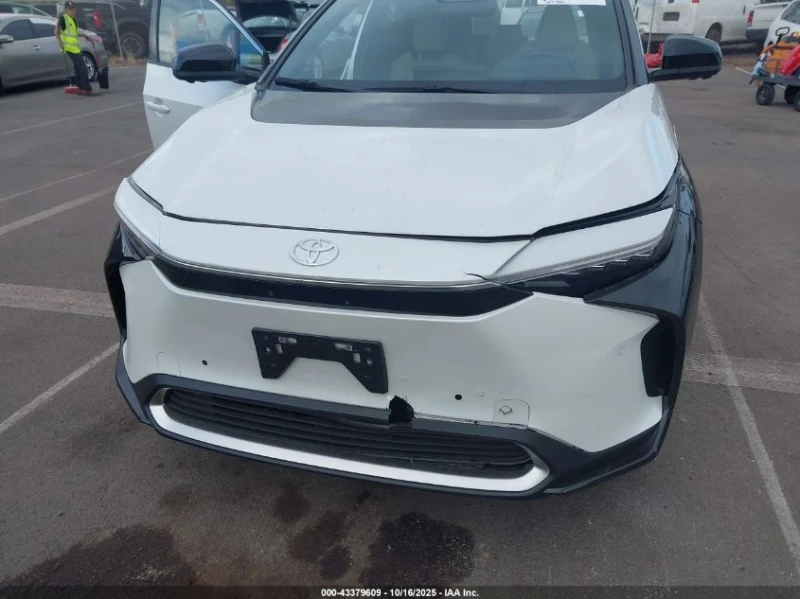 Toyota bZ4X Limited, снимка 6 - Автомобили и джипове - 53182908