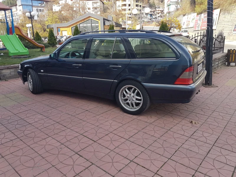 Mercedes-Benz C 200 2.0i Газ, снимка 8 - Автомобили и джипове - 53249150