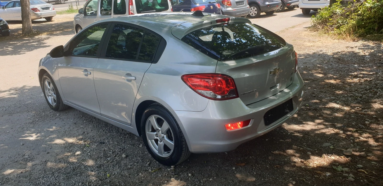 Chevrolet Cruze 1.8i ФАБРИЧНА ГАЗОВА УРЕДБА 162000КМ - изображение 6