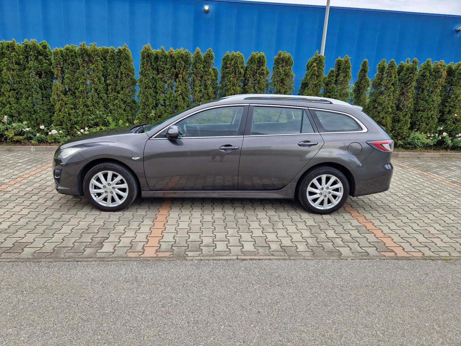 Mazda 6 2.0I / SWISS - изображение 2