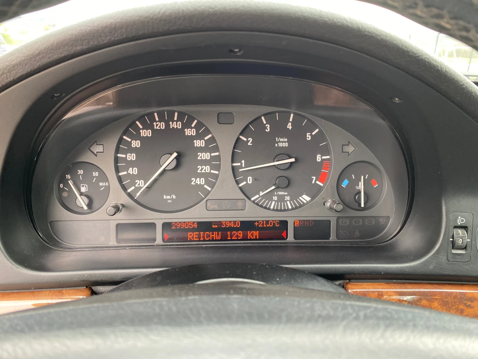 BMW 528 2.8i - изображение 7