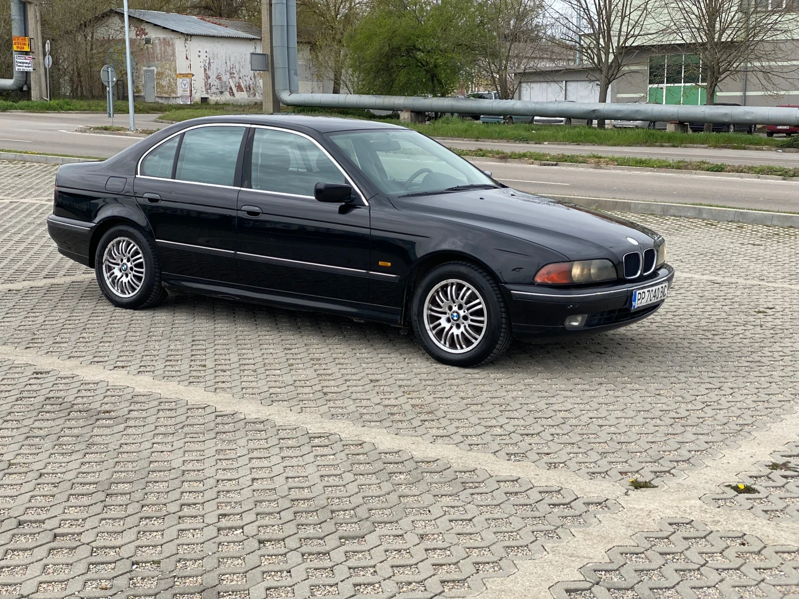BMW 528 2.8i - изображение 3