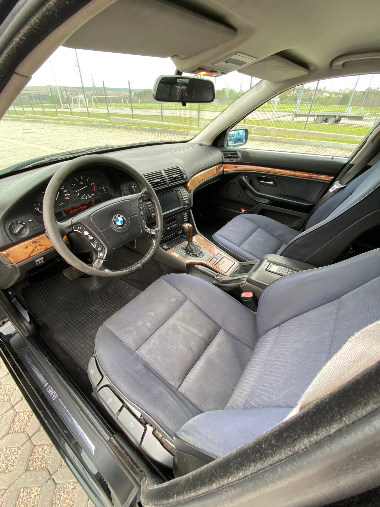 BMW 528 2.8i - изображение 6