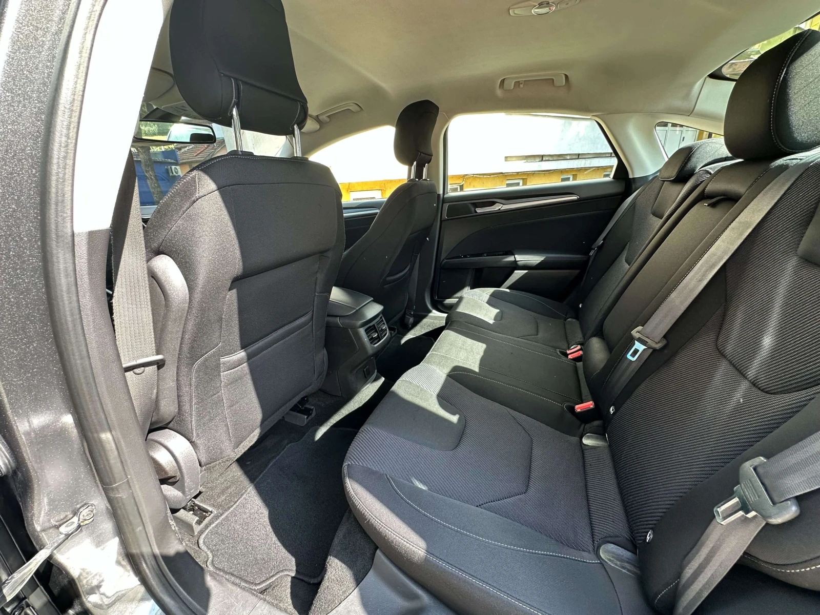 Ford Mondeo Titanium - изображение 4