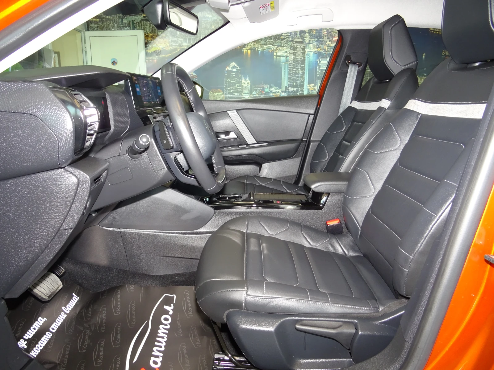 Citroen C4 PURETECH EAT8 SHINE 131 - изображение 7