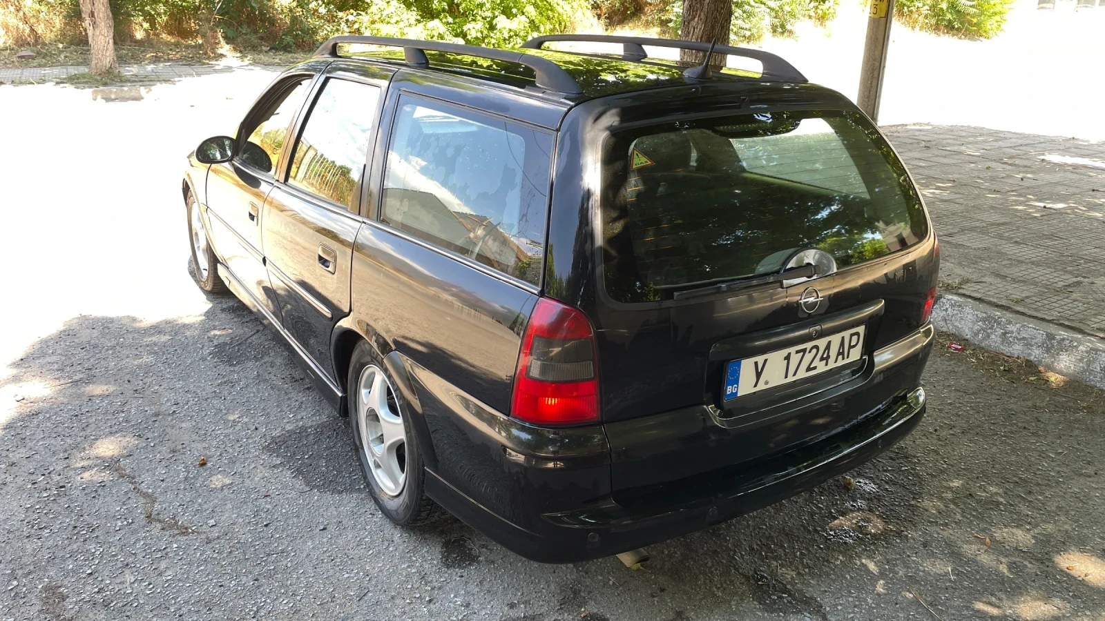 Opel Vectra 1.8 116к.с Газ-Бензин - изображение 6