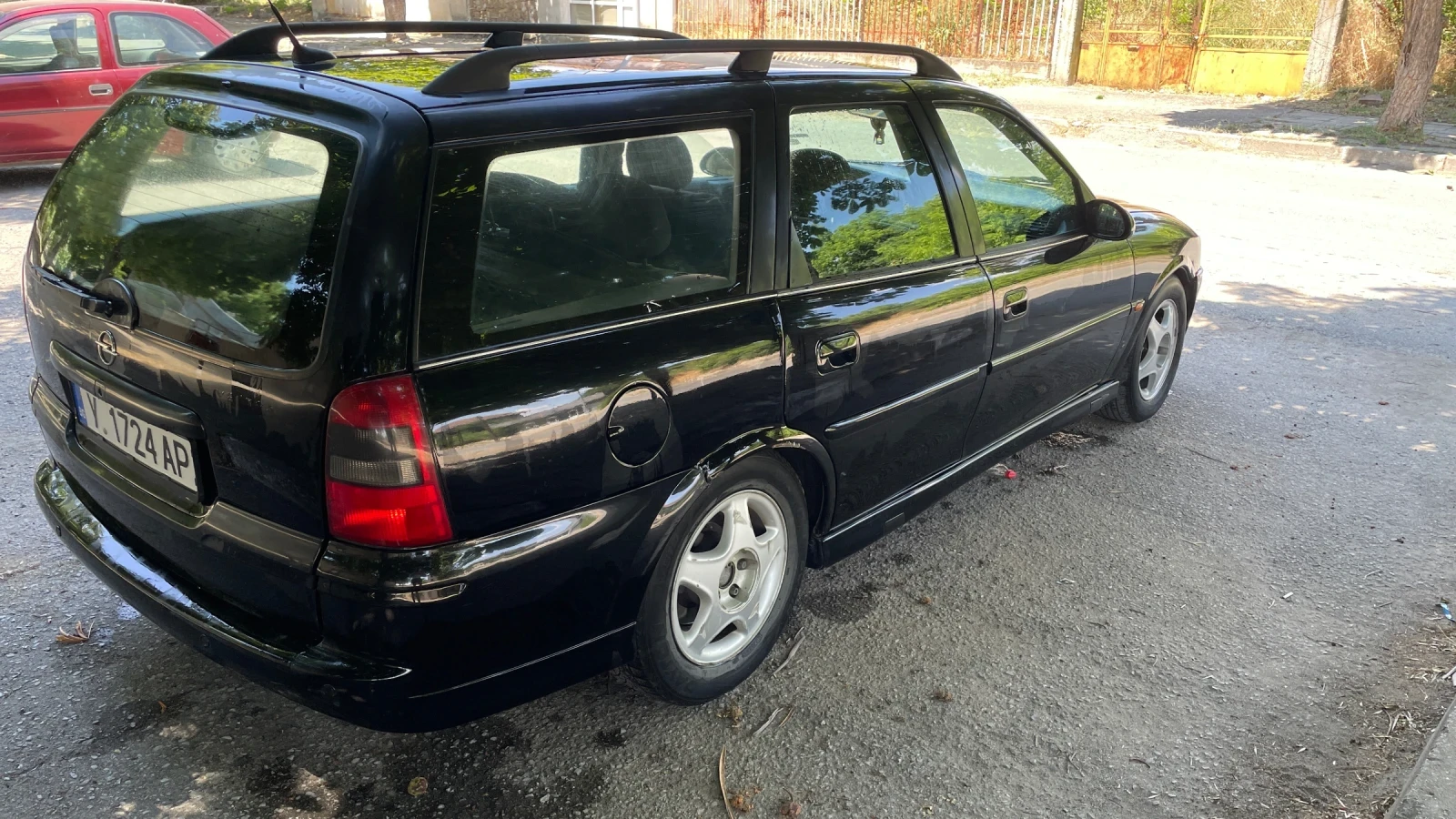 Opel Vectra 1.8 116к.с Газ-Бензин - изображение 8