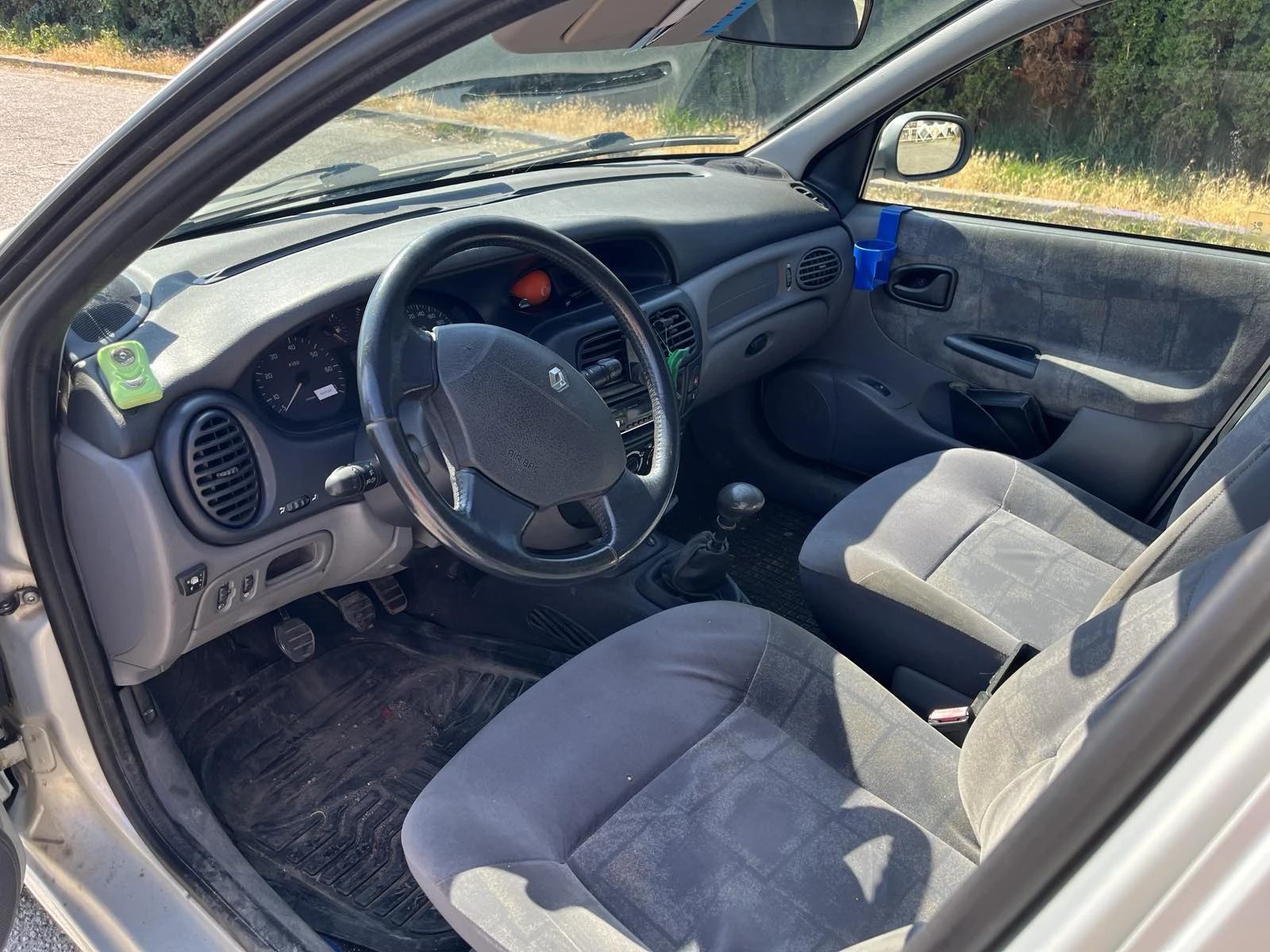 Renault Megane  - изображение 8