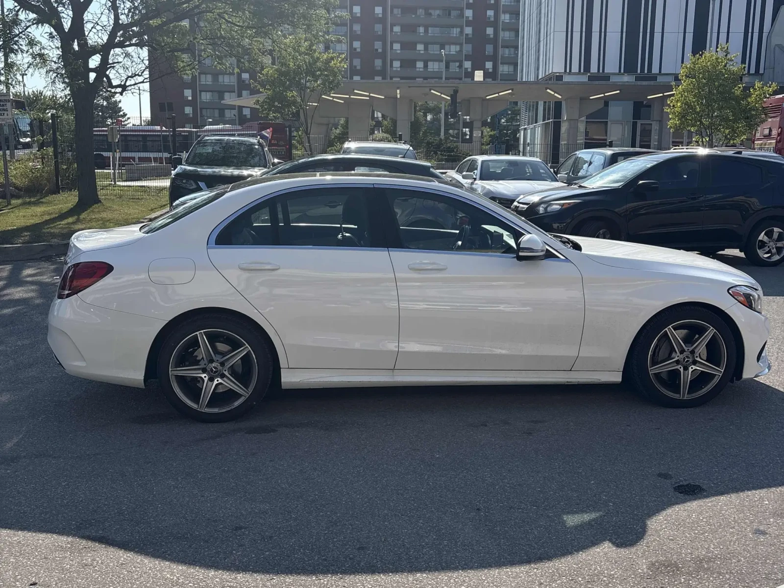 Mercedes-Benz C 300 PANO* CARFAX*  - изображение 4