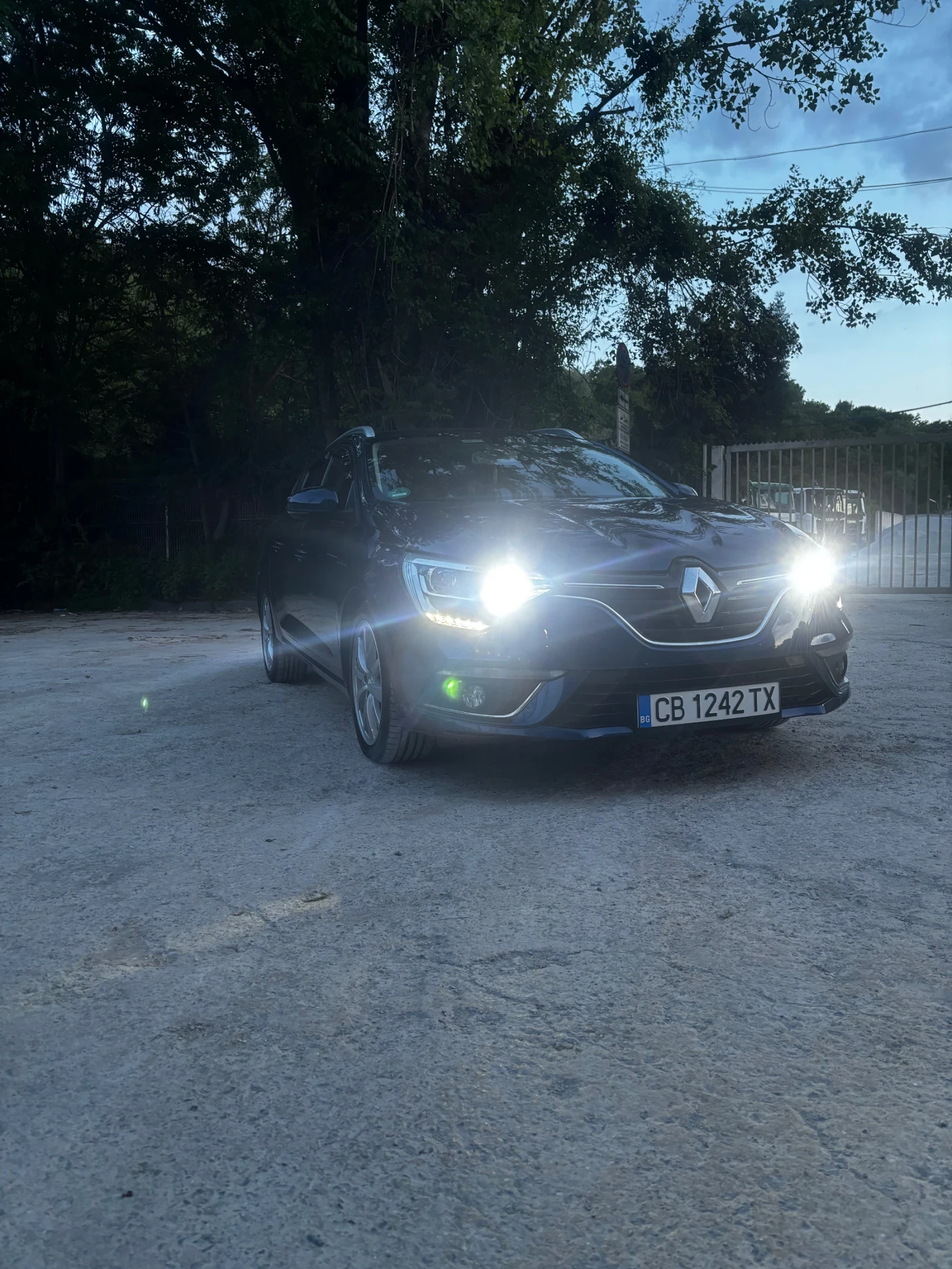 Renault Megane  - изображение 10
