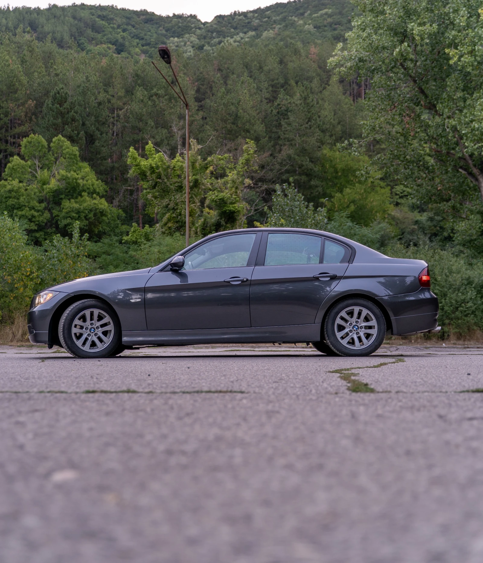BMW 320  - изображение 9