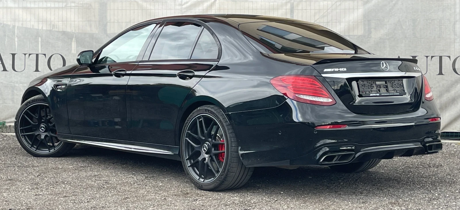 Mercedes-Benz E 63 AMG S* MASSAGE* Burmester* MEMORY* 360* NIGHT* PANO* B | Mobile.bg — изображение 2