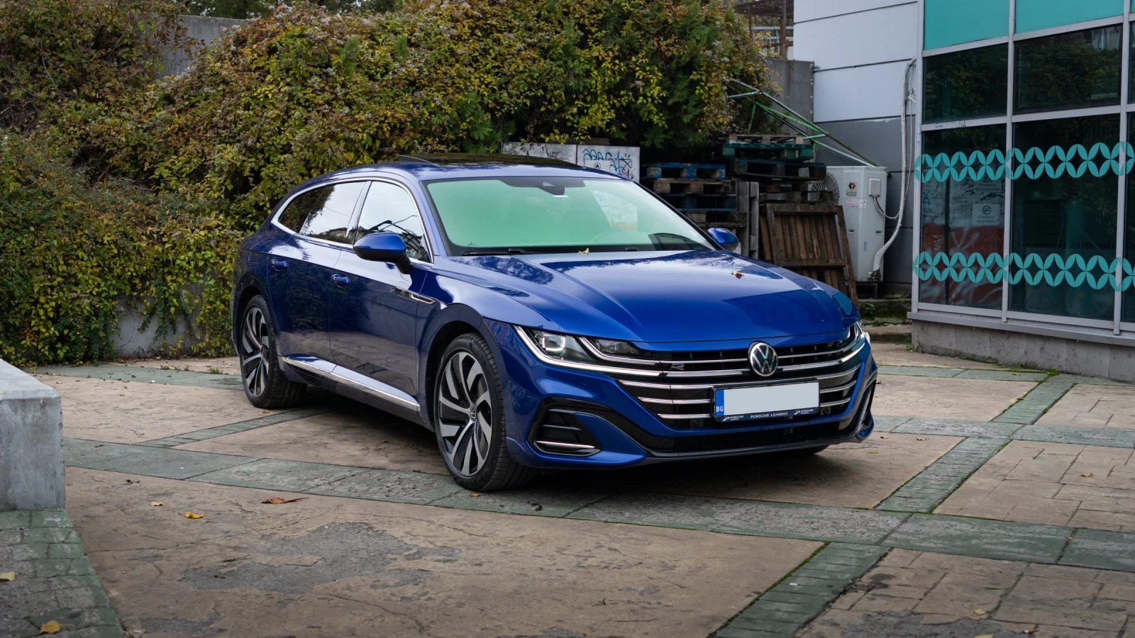 VW Arteon Shooting Brake 2.0 TFSI 4Motion  R-Line  Гаранция - изображение 2